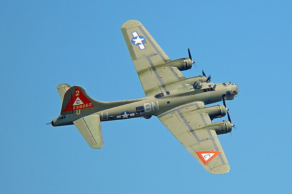b-17-flying-fortress-3a.jpg