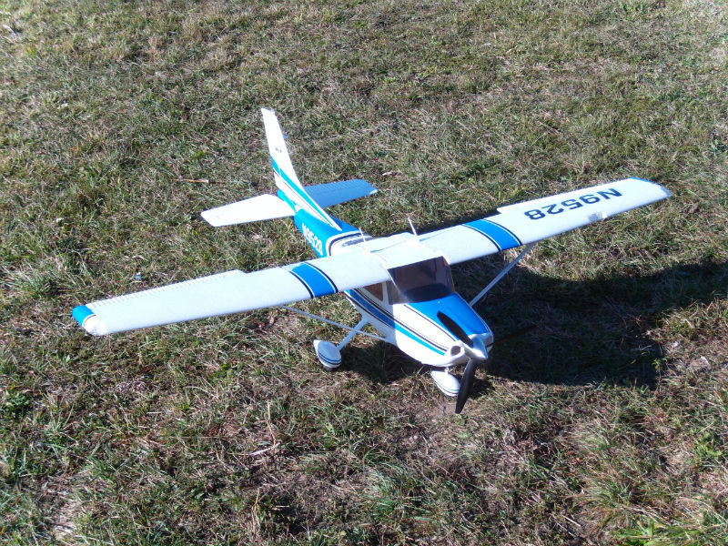 Cessna 182 Epo elektro 1,3m - je ni več  dec. 2011 zaradi odpovedi sprejema